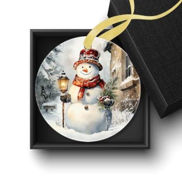 Imagem de Welshower Ornamentos de Natal de inverno de boneco de neve vermelho, decorações de Natal de boneco de neve, enfeites decorativos de cerâmica para pendurar em casa de fazenda, férias de inverno, árvore