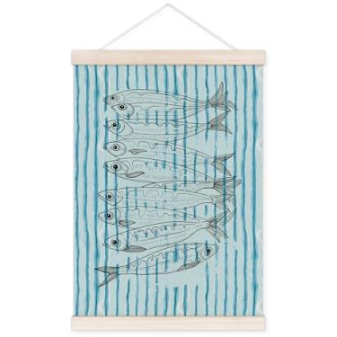 Imagem de TWRVI Cabide de pôster de peixe de praia costeira azul com moldura de madeira, decoração de parede de praia de frutos do mar do oceano para casa, pôsteres de peixes costeiros do oceano para quarto