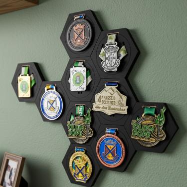 Imagem de Porta Medalhas Hexagonal para suas conquistas Suporte de medalhas para corrida mountain bike futebol premiação esportes