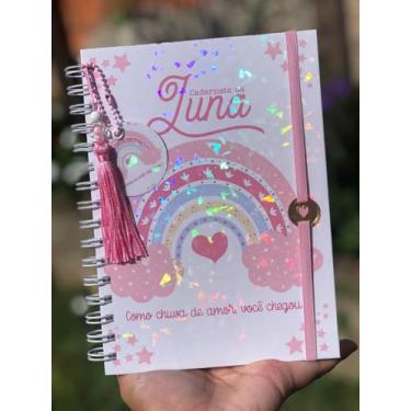 Imagem de Caderneta de Saúde Infantil Personalizada, Tema Chuva de Amor, Capa Holográfica, A5, com Chaveiro e Pingente