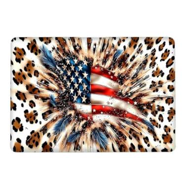 Imagem de Yicomon Compatível com MacBook Air 15 polegadas 2023 M2 2025 chip M4 modelo A2941 A3241, capa rígida de plástico para Mac Air 15 com Touch ID (2023) - bandeira americana leopardo