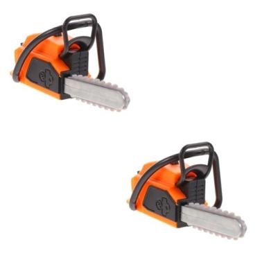 Imagem de Motosserra em miniatura NUOBESTY para decoração de casa de bonecas (2 