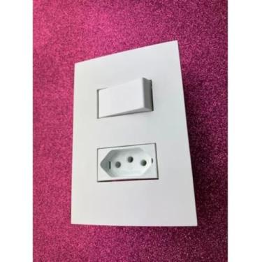 Imagem de INTERRUPTOR SIMPLES COM TOMADA 20A RECTA BRANCO GLOSS BRILHO BLUX CONJUNTO 4X2 PLACA SUPORTE MODULO