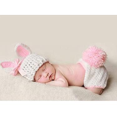 Imagem de Qyeaber Adereços para fotografia recém-nascida, fantasia de crochê, feito à mão, formato de coelho, chapéu de Páscoa e shorts rosa e branco (coelho)