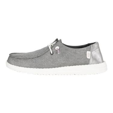 Imagem de HEYDUDE Tênis feminino Wendy Metallic Sparkle Slip-On | Mocassins modernos elegantes para mulheres | Leve e confortável, Carvão, 5 Wide