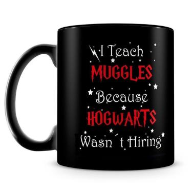 Imagem de Caneca Personalizada Muggles Hogwarts (100% Preta)