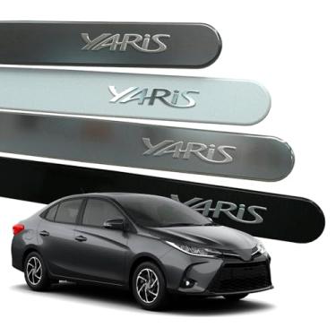 Imagem de Friso Lateral para Yaris Hatch Sedan 2018 a 2025 Escrita Cromada Alto Relevo (REDONDO, PRATA SOUL)