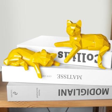 Imagem de Mrlikale Estátua de gato para decoração de estante, estatuetas geométricas modernas de gato para sala de estar, prateleiras de escritório, decoração de mesa de centro – conjunto de 2 estátuas de