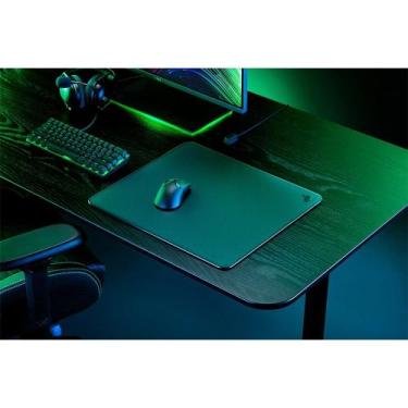 Imagem de Mousepad Gamer Razer Atlas, Vidro Temperado, 450x400, Preto - RZ020489