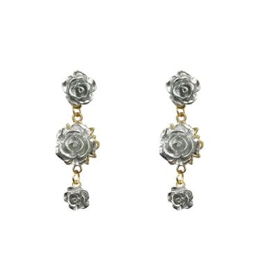 Imagem de YUNXI Brincos femininos com pingente de flor de rosa vermelha com borla longa, Large, Resina, Sem pedra preciosa