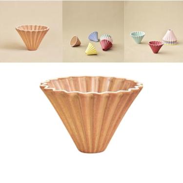 Imagem de Boxonly Coador de café de cerâmica laranja – Cone de filtro manual estilo V60, sulcos profundos inspirados em origami de 10,3 x 7,8 cm garantem extração uniforme e retenção de calor, perfeito para