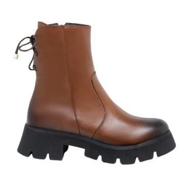 Imagem de Bota Feminina Tratorada Em Couro Marrom Salto Confortável - GGFONTANEZ