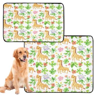 Imagem de CEBUGI Almofadas de xixi laváveis para cães, pacote com 2, almofadas impermeáveis para filhotes de cachorro, antiderrapante, à prova de vazamento, para cama de cercadinho, girafas fofas