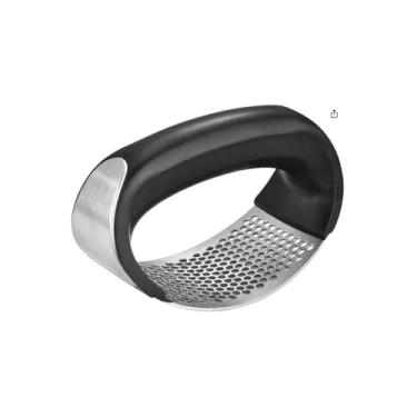 Imagem de Amassador de Alho Manual em Aço Inox e Polipropileno, Espremedor de Cozinha, 10cm x 5cm