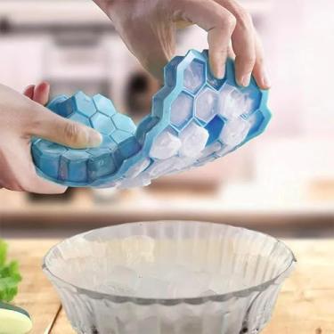 Imagem de Bandejas de cubos de gelo para freezer com tampa – Bandeja de silicone multicolorido com tampa para pequenos cubos de gelo, cubo de gelo reutilizável de fácil liberação em balde de gelo para xícara de
