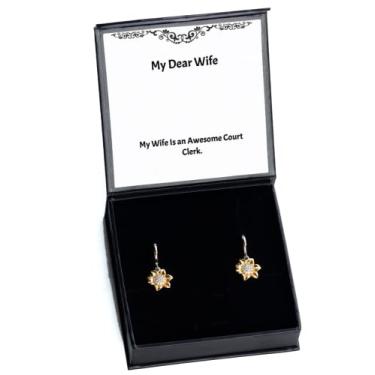 Imagem de SpreadPassion Presentes inspiradores para esposa, My Wife is an Awesome Court, brincos de girassol úteis para marido