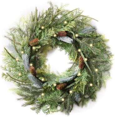 Imagem de DecorbyHannah Guirlanda de Natal pré-iluminada de 61 cm para porta da frente com luzes, guirlanda de pinheiro norfolk artificial de toque real grande para janelas, guirlanda verde de Natal ao ar livre