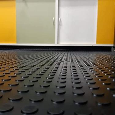 Imagem de Kit 6 Piso Bolha Pastilhado moeda emborrachado 50cm X 50cm - Espessura 3,5mm Preto