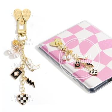 Imagem de Kaciola Correntes de berloque para Kindle, pulseiras fofas para telefone E-reader acessórios presente para leitores amantes de livros mulheres e homens, pingentes compatíveis com Kindle/E-Reader