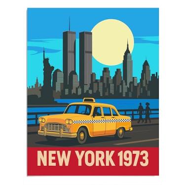 Imagem de Pôster de arte de parede da cidade de Nova York 1973 - decoração vintage do horizonte com táxi amarelo, estátua da liberdade e torres gêmeas - pôsteres retrô de Nova York, impressão clássica de