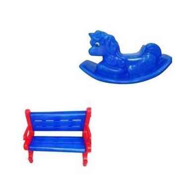 Imagem de Playground com Banco Plástico e Unicórnio  Diversão Garantida para Cri