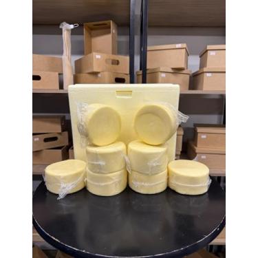 Imagem de Queijo Parmesão Caseiro 850g – Caixa com 8, 10 ou 14 Unidades | Produto Artesanal Mineiro | Decanto Suaçuí | Ideal para Consumo ou Revenda (14UN, Embalagem de Isopor)