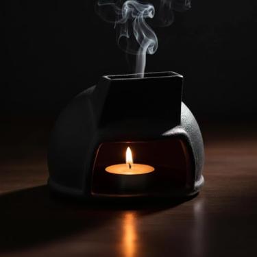 Imagem de Suporte de terracota preto Palo Santo, queimador de incenso pequeno para relaxamento de meditação de ioga, suporte de queimador de sálvia de cerâmica durável, perfeito para decoração de casa e