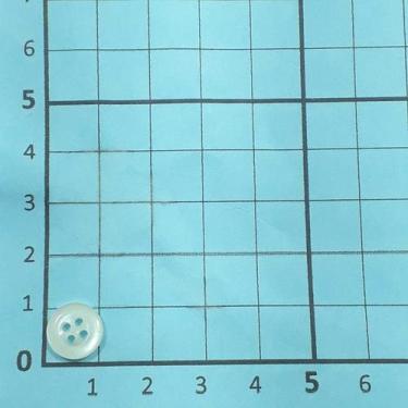 Imagem de Botão Branco 10mm 4 Furos Plástico ABS Brilho 50Un 100Un 200Un confecç