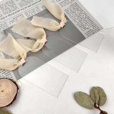 Imagem de Placas de mesa de acrílico transparente - com corda e orifício reservado para cartões de lugar, etiquetas decorativas de nome de casamento, etiquetas de bagagem, marcadores de preço de presente (50