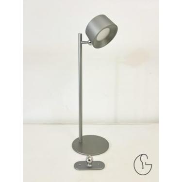 Imagem de Abajur LED Recarregável 2 em 1 – Luminária de Mesa ou Arandela de Parede, 5W, Toque com 3 Temperaturas de Cor (Prateado)