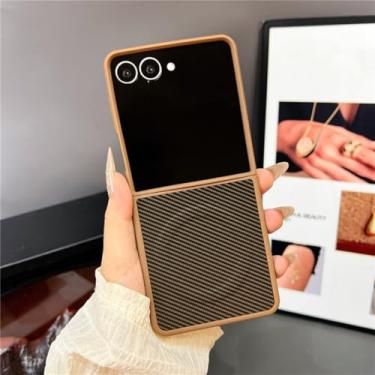 Imagem de Capa para Galaxy Z Flip5 com estampa de fibra de carbono e silicone magnético (para Galaxy Z Flip5/marrom)