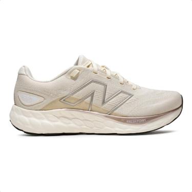 Imagem de Tenis New Balance Fresh Foam 680V8 Feminino, Bege, 34