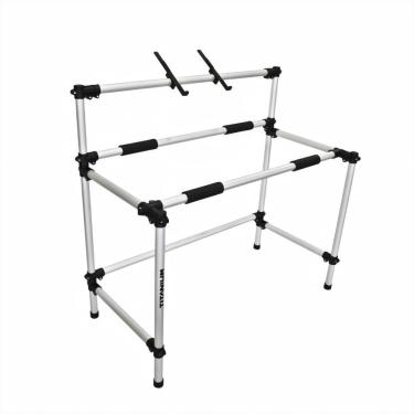 Imagem de Suporte Profissional Titanium Racks RM120 Com Borrachas Para Melhor Acomodar Sua Mesa de Som ou Mixer