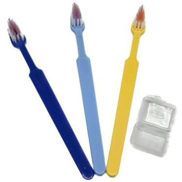 Imagem de Kit 100 Escovas de dente infantil com protetor de cerdas macias qualid