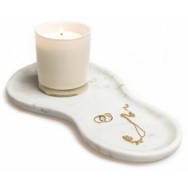 Imagem de Bandeja grande de mármore com borda curvada 35,5 cm x 19,8 cm – Bandeja de pedra natural para perfume e joias, elegante decoração de mármore branco para bancada de banheiro e balcão de cozinha, capa