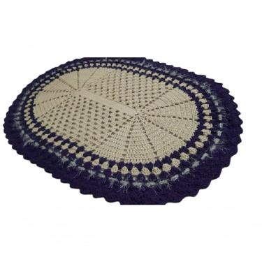 Imagem de Tapete De Crochê Oval Branco E Azul Artesanal