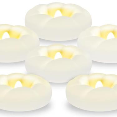 Imagem de Pacote com 24 velas flutuantes de LED sem chama, 7,5 cm de plástico cintilante à prova d'água para vasos cilíndricos, centros de mesa para casamento, festa, piscina, férias (branco quente)