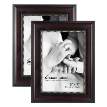 Imagem de Porta-retratos Graduation Mall 5x7 com mogno de vidro real, pacote com