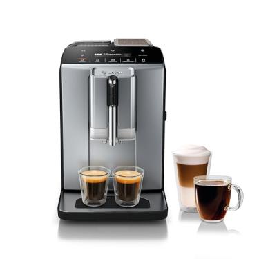Imagem de Bosch TIU20508 Série 300 Máquina espresso totalmente automática com Milk Express (batedor em caneca), LCD painel de controlo tátil, aquecedor de canecas, bebidas à base de leite OneTouch e 5 opções