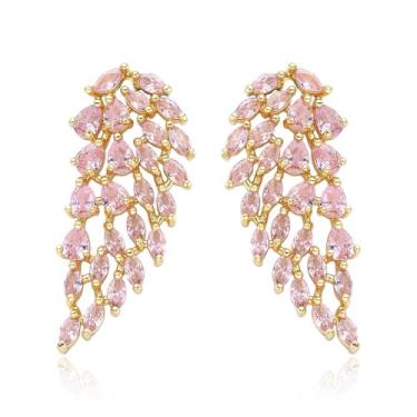 Imagem de Kokoma Brincos de cristal rosa com asas de anjo para mulheres, brincos elegantes de zircônia cúbica, brincos de folha oca, joias modernas
