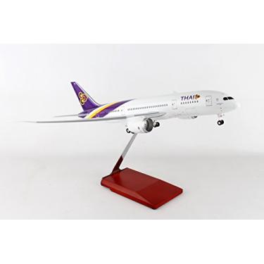 Imagem de Daron Skymarks Thai 787-8 1/100 W/Wood Stand & Gear SKR8901