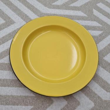 Imagem de 01 Prato Esmaltado Original Ágata 26cm Cor Amarelo Postagem Rápida - M