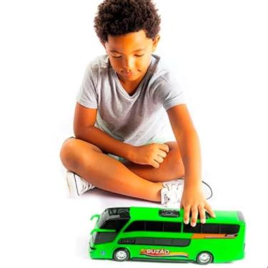 Imagem de Brinquedo Infantil Ônibus Buzão contribui para o desenvolvimento da coordenação motora e imaginação das crianças