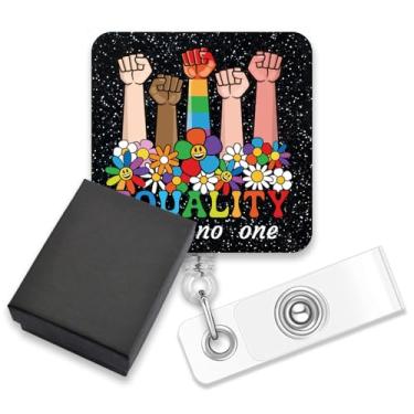 Imagem de AGMDESIGN Carretel de crachá engraçado Equality Hurts No One Clipe de jacaré retrátil, carretel de crachá de direitos iguais para homem, mulher, irmã, amiga, colegas, médica, enfermeira, RN