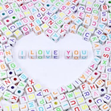 Imagem de Tupalizy 300 peças de contas quadradas de letras acrílicas contas do alfabeto A-Z pingentes de cubo para pulseiras, joias, chaveiro, caneta, colar, cadarços, artesanato faça você mesmo, presente de