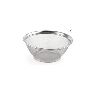 Imagem de Cesta Decorativa em Aço Inox, Design Vazado Premium, 25cm de Diâmetro, Organizador para Frutas e Pães, Resistente à Corrosão, Uso Doméstico e Profissional