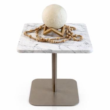 Imagem de Mesa Lateral Atria base laca Champanhe Quadrada Tampo Mármore Carrara