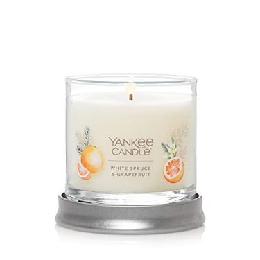 Imagem de Yankee Candle Vela de pavio único de copo pequeno com aroma de abeto branco e toranja, assinatura de 122 g, mais de 20 horas de tempo de queima, Natal | Vela de Natal