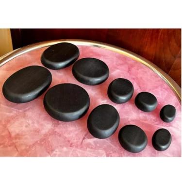 Imagem de Kit 10 Pedras Vulcânicas Quentes para Massagem Terapêutica - Alívio de Tensão, Relaxamento e Bem-Estar