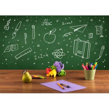Imagem de SADFA Pano de fundo de volta às aulas 1,5 x 0,9 m Bem-vindo às salas de aula pré-escolar, quadro negro, fundo de mesa escolar, primeiro dia de decoração de festa de jardim de infância, adereços